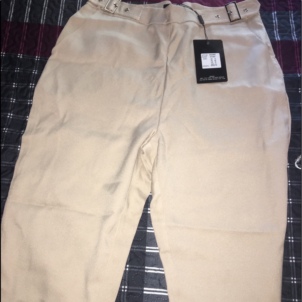 Trousers in stone size 10